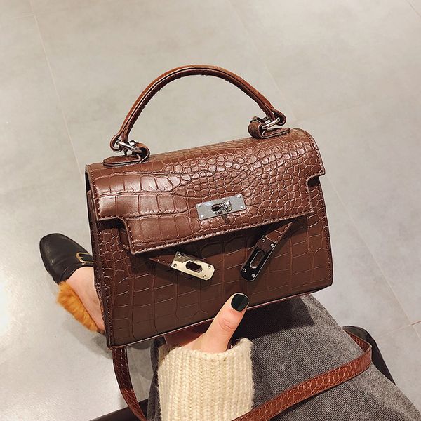 одно плечо сумка 2020 новая сумочка западный стиль сумки
одно плечо сумка 2020 новая сумочка западный стиль сумки