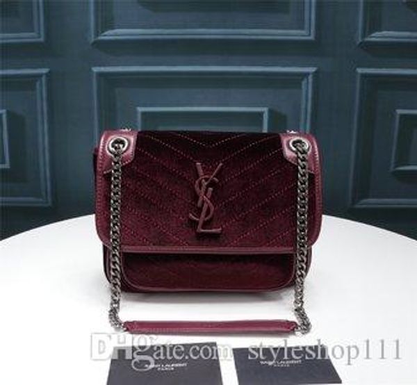 2020 y sint l niki brand fashion designer crossbody messenger shoulder chain bags niki in suede and smooth leather purses dust bag gift box
2020 y sint l niki brand fashion designer crossbody messenger shoulder chain bags niki in suede and smooth leather purses dust bag gift box