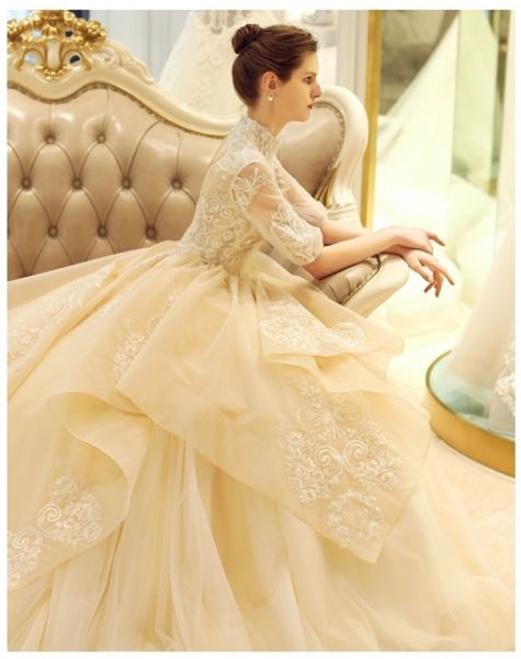 gorgeous a-line ruffles light champagne wedding dresses high neck half sleeves lace appliques bridal gowns beautiful weding gowns vestidos, White
gorgeous a-line ruffles light champagne wedding dresses high neck half sleeves lace appliques bridal gowns beautiful weding gowns vestidos, White