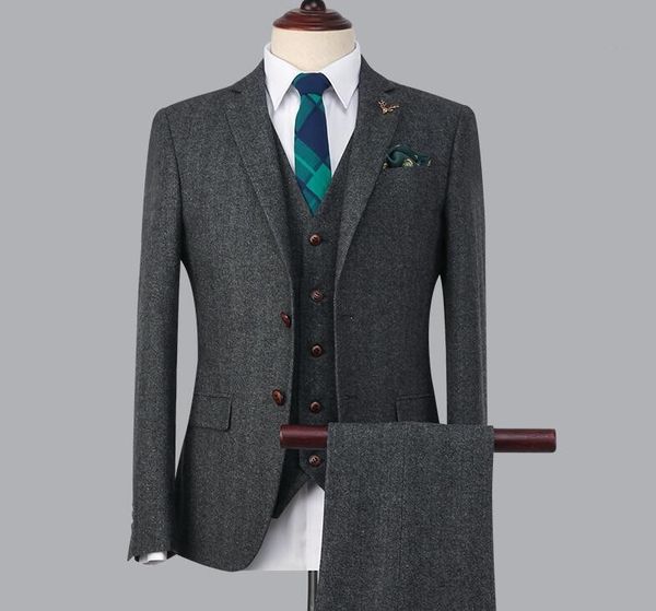 dark gray men suits 2019 two buttons notched lapel man suits formal business suits prom suit ( jacket+pants+tie+vest ), Black;gray
dark gray men suits 2019 two buttons notched lapel man suits formal business suits prom suit ( jacket+pants+tie+vest ), Black;gray