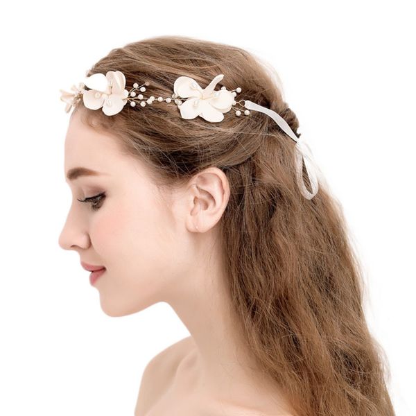 handmade pearl crystal flower bride headband with ribbon tiara headpiece hair jewelry women headpiece noiva wedding accessories, Golden;white
handmade pearl crystal flower bride headband with ribbon tiara headpiece hair jewelry women headpiece noiva wedding accessories, Golden;white