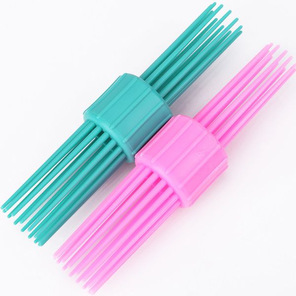 1pcs vintage double head multi-tooth hair curler roller large grip styling roller curlers hairdressing diy tools styling
1pcs vintage double head multi-tooth hair curler roller large grip styling roller curlers hairdressing diy tools styling