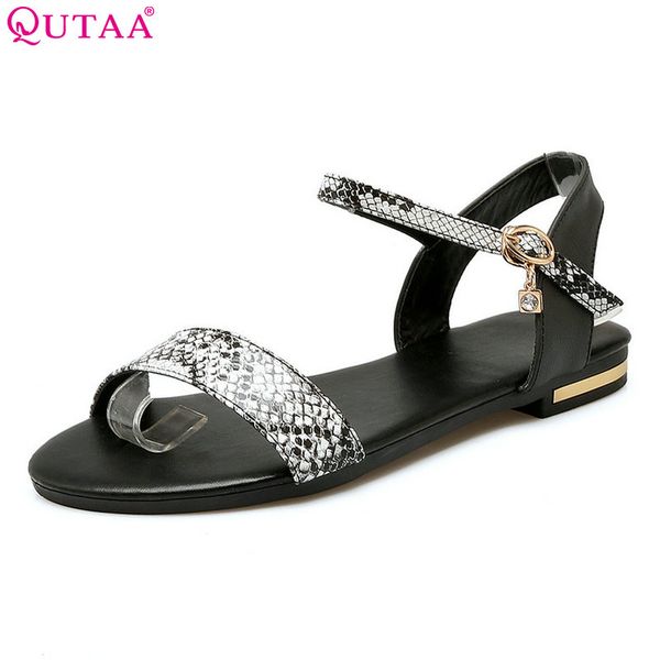 qutaa 2020 women sandals women fashion buckle pu leather low heel round toe summer casual sandals size 34-43, Black
qutaa 2020 women sandals women fashion buckle pu leather low heel round toe summer casual sandals size 34-43, Black