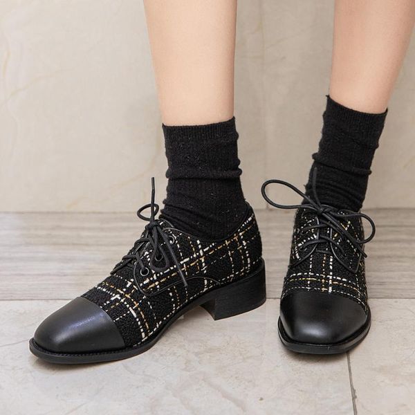 plus size 34-40 british style oxford shoes women spring soft leather low-heeled casual shoes lace up womens brogues, Black
plus size 34-40 british style oxford shoes women spring soft leather low-heeled casual shoes lace up womens brogues, Black