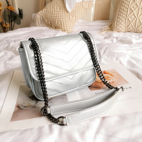 vintage fashion women's handbag new pu leather women bag contrast simple tote shoulder messenger bags
vintage fashion women's handbag new pu leather women bag contrast simple tote shoulder messenger bags