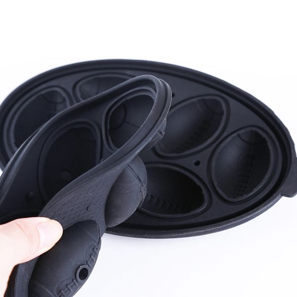 футбол shaped виски вино ice cube tray maker 3d ice cube футбол mold шоколад плесень bar party supplies ice cream инструменты
футбол shaped виски вино ice cube tray maker 3d ice cube футбол mold шоколад плесень bar party supplies ice cream инструменты