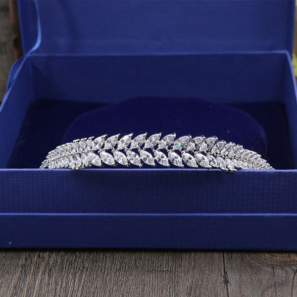 slbridal silver pave setting кубический циркон свадебная тиара оголовье cz свадебная королева принцесса конкурс короны подружек невесты женщ, Golden;white
slbridal silver pave setting кубический циркон свадебная тиара оголовье cz свадебная королева принцесса конкурс короны подружек невесты женщ, Golden;white