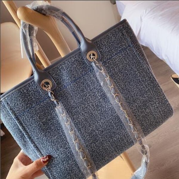 classic beach bag shopping stylish quality stylish iconic women shopping outdoor beach bag brown size :32 cm
classic beach bag shopping stylish quality stylish iconic women shopping outdoor beach bag brown size :32 cm