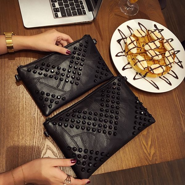 fashion new ladies clutch bags 2017 women bag pu leather rivets handbags stitching envelopes shoulder messenger bag
fashion new ladies clutch bags 2017 women bag pu leather rivets handbags stitching envelopes shoulder messenger bag