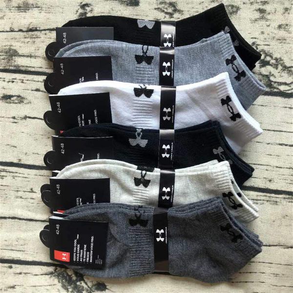 Ua cotton running ock port tocking ba ketball ock breathable football port wear ock whole ale dhl hipping, Black
Ua cotton running ock port tocking ba ketball ock breathable football port wear ock whole ale dhl hipping, Black