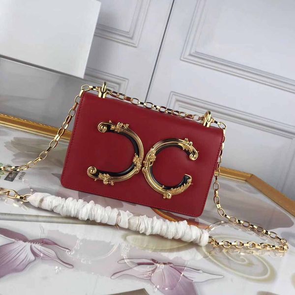 luxury shape flaps chain bag designer handbags with key chain bags women shoulder handbag clutch tote bags messenger purs
luxury shape flaps chain bag designer handbags with key chain bags women shoulder handbag clutch tote bags messenger purs