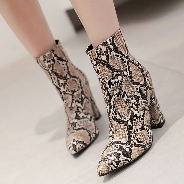 lady boots booties woman 2019 high heels women's rubber shoes rain zipper luxury designer snake print boots-women ladies, Black
lady boots booties woman 2019 high heels women's rubber shoes rain zipper luxury designer snake print boots-women ladies, Black