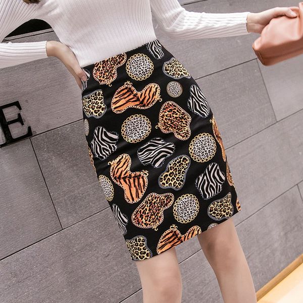 new plus size 5xl womens slim print pencil skirt high elastic skirt elegant korean office female mini skirts jupe femme, Black 
new plus size 5xl womens slim print pencil skirt high elastic skirt elegant korean office female mini skirts jupe femme, Black
