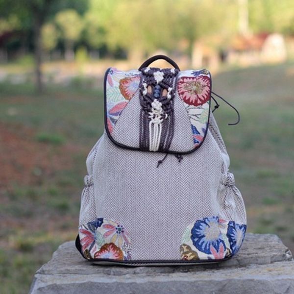 fashion national string appliques women shopping backpacksfloral prints lady casual hasp backrack all-match canvas backruck
fashion national string appliques women shopping backpacksfloral prints lady casual hasp backrack all-match canvas backruck