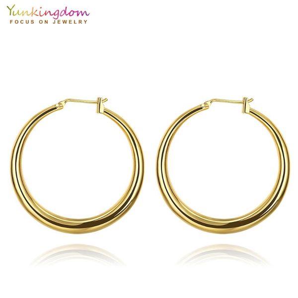 yunkingdom big circle hoop earrings for women punk rock earring 2020, Golden;silver
yunkingdom big circle hoop earrings for women punk rock earring 2020, Golden;silver