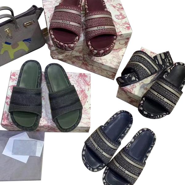 2021 New Women designer slides Shoes Dway Slides stripes Sandals Summer Platform Flat Slippery Sandals Slipper Flip Flop SIZE 35-40, Black
2021 New Women designer slides Shoes Dway Slides stripes Sandals Summer Platform Flat Slippery Sandals Slipper Flip Flop SIZE 35-40, Black