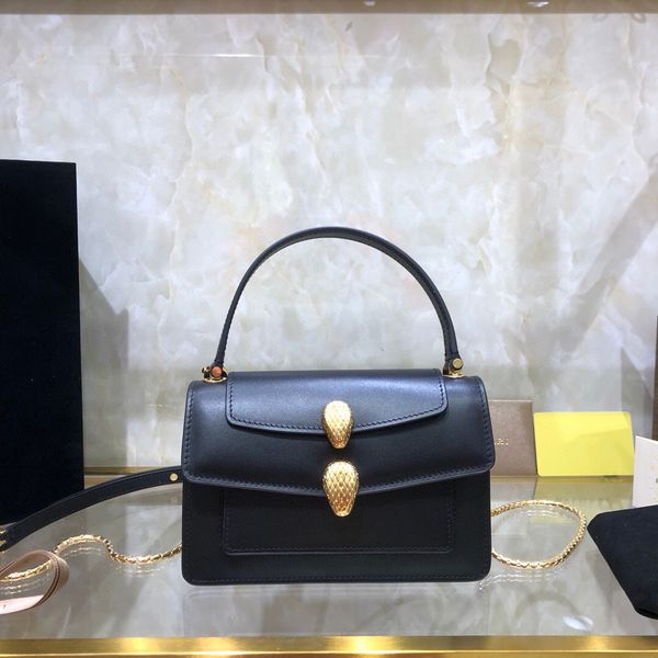 new women's one-shoulder bag 7a high-end custom quality diagonal cross bag fashion style gold metal accessories with long shoulder stra
new women's one-shoulder bag 7a high-end custom quality diagonal cross bag fashion style gold metal accessories with long shoulder stra