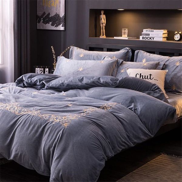 Blancstar 2019 New Four-piece Bedding Set Bed Linen Stitch Comforter Bedding Sets Thickened Crystal Velvet Embroidery Cama
Blancstar 2019 New Four-piece Bedding Set Bed Linen Stitch Comforter Bedding Sets Thickened Crystal Velvet Embroidery Cama