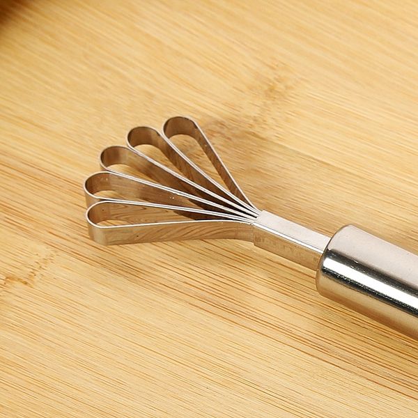 new stainless steel fish scaler cleaning fish skin fish scraper remover cleaner coconut knife shaver grater kitchen tools
new stainless steel fish scaler cleaning fish skin fish scraper remover cleaner coconut knife shaver grater kitchen tools
