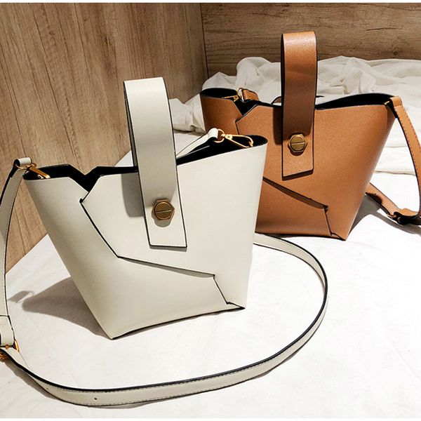 vintage fashion women tote bag alligator bucket bag 2020 new quality pu leather women's designer handbag shoulder messenger
vintage fashion women tote bag alligator bucket bag 2020 new quality pu leather women's designer handbag shoulder messenger