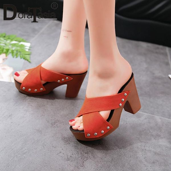 doratasia new ladies summer cool metal decorating mules summer casual mules women high block heels platform shoes woman, Black
doratasia new ladies summer cool metal decorating mules summer casual mules women high block heels platform shoes woman, Black
