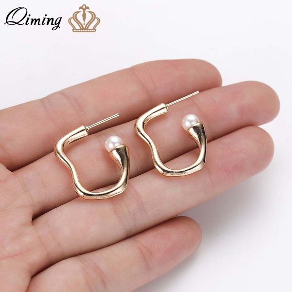 qiming elegant pearl geometric hoop earrings women simple birthday gift fashion party gold jewelry accessories pendientes, Golden;silver
qiming elegant pearl geometric hoop earrings women simple birthday gift fashion party gold jewelry accessories pendientes, Golden;silver