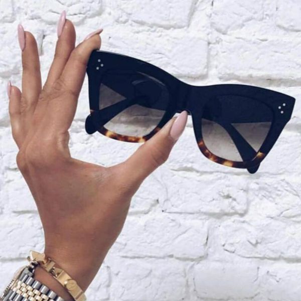 классический cat eye солнцезащитные очки женщины vintage крупногабаритные градиент солнцезащитные очки оттенки женщины роскошная uv400 sungl
классический cat eye солнцезащитные очки женщины vintage крупногабаритные градиент солнцезащитные очки оттенки женщины роскошная uv400 sungl