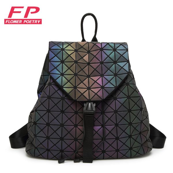 2016 new baobao luminous backpacks female fashion girl daily backpack geometry package sequins folding bags bao bao school bags
2016 new baobao luminous backpacks female fashion girl daily backpack geometry package sequins folding bags bao bao school bags