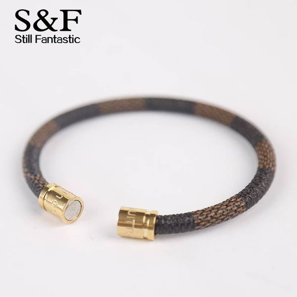 новое прибытие кожаный браслет мужчин браслеты для женщин pulseira masculina магнит человек ювелирные изделия шарм bileklik pulseiras 2017, Golden;silver
новое прибытие кожаный браслет мужчин браслеты для женщин pulseira masculina магнит человек ювелирные изделия шарм bileklik pulseiras 2017, Golden;silver