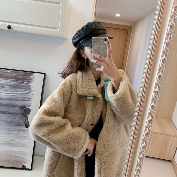 2019 new sheep shearing composite fur one-piece coat women's long korean silhouette fur long wool coat women, Black
2019 new sheep shearing composite fur one-piece coat women's long korean silhouette fur long wool coat women, Black