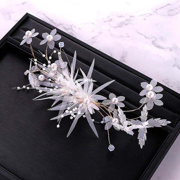 sweet korean silk yarn flowers handmade bridal hair pins headpiece children's performance hairpin tiara headwear hair jewelry vl, Golden;silver 
sweet korean silk yarn flowers handmade bridal hair pins headpiece children's performance hairpin tiara headwear hair jewelry vl, Golden;silver
