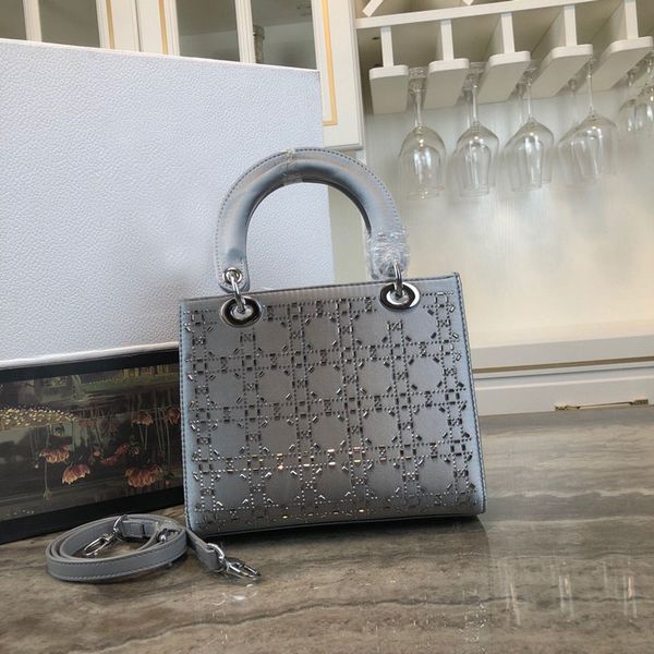 2020 мода женщина crossbody сумки высокого качества сумки на ремне сумки косметический макияж сумка женская сумка муфту
2020 мода женщина crossbody сумки высокого качества сумки на ремне сумки косметический макияж сумка женская сумка муфту