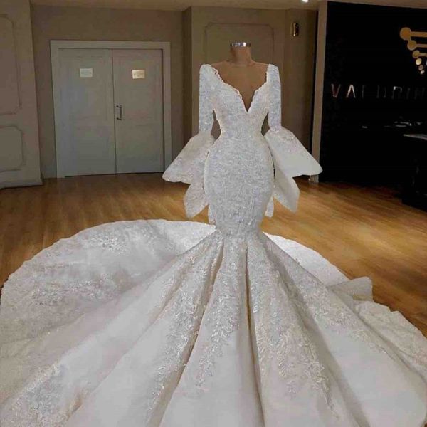 bell big sleeves mermaid wedding dresses 2019 deep v neck lace applique chapel train plus size bridal gowns, White
bell big sleeves mermaid wedding dresses 2019 deep v neck lace applique chapel train plus size bridal gowns, White
