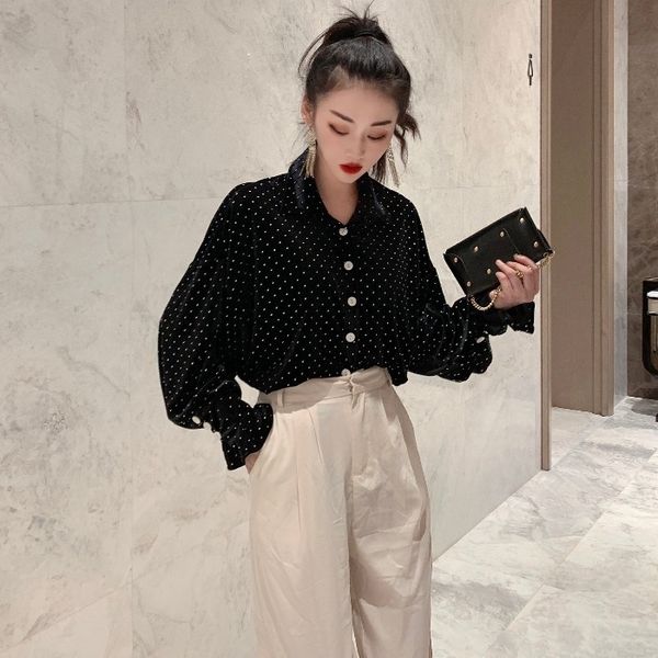fashion women's new gentle and retro style gold velvet lantern sleeve shirt with a mix of single breasted shirt trend, White
fashion women's new gentle and retro style gold velvet lantern sleeve shirt with a mix of single breasted shirt trend, White