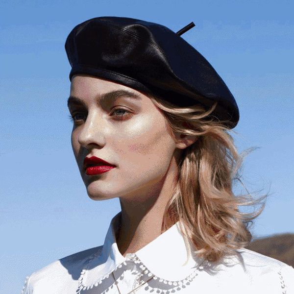beret caps 2018 new pu leather autumn and winter ladies hats trend painter hat woman cap black color, Blue;gray
beret caps 2018 new pu leather autumn and winter ladies hats trend painter hat woman cap black color, Blue;gray