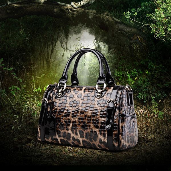 genuine leather women bag\handbag fashion leopard pattern ladies' tote pillow bag cowhide boston bag big shoulder messenger bags
genuine leather women bag\handbag fashion leopard pattern ladies' tote pillow bag cowhide boston bag big shoulder messenger bags