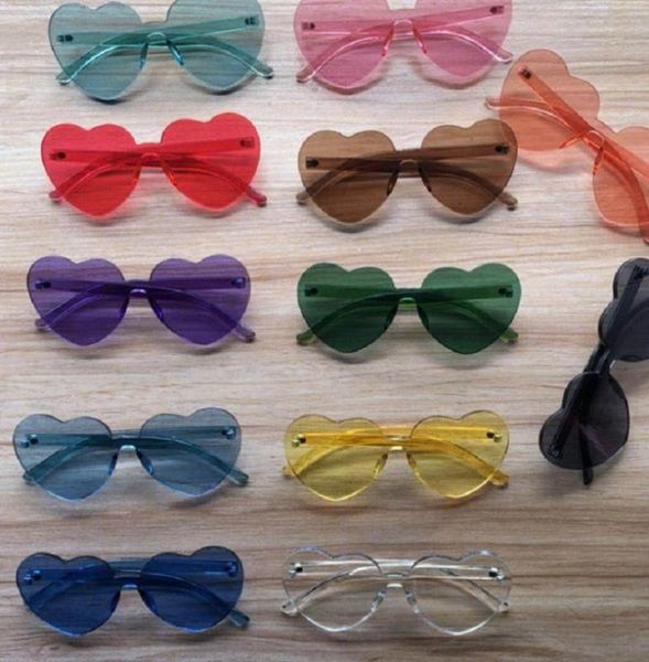 new fashion large oversized womens heart shaped colorful sunglasses cute love heart shape fashion eyewear for sale, White;black
new fashion large oversized womens heart shaped colorful sunglasses cute love heart shape fashion eyewear for sale, White;black