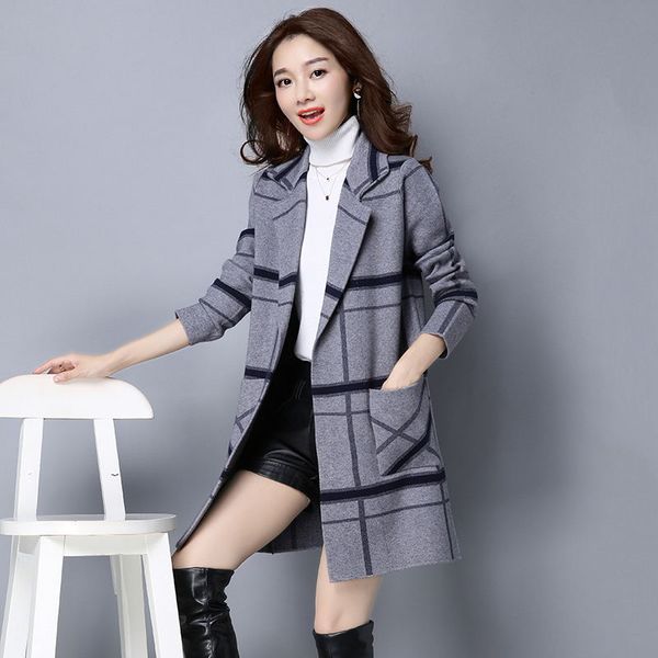 2018 autumn and winter new color matching long sweaters women's cardigan plaid coat loose sweater coat, Tan;black 
2018 autumn and winter new color matching long sweaters women's cardigan plaid coat loose sweater coat, Tan;black