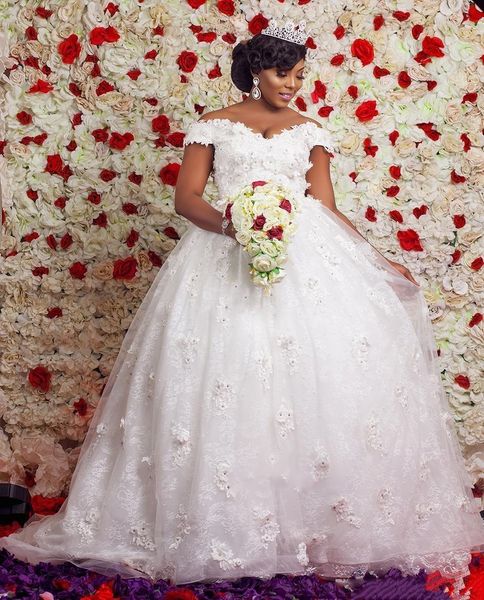 ball gown princess white wedding dresses off shoulder crystals floral appliques lace 2019 bridal gowns robes de soiré custom plus size
ball gown princess white wedding dresses off shoulder crystals floral appliques lace 2019 bridal gowns robes de soiré custom plus size