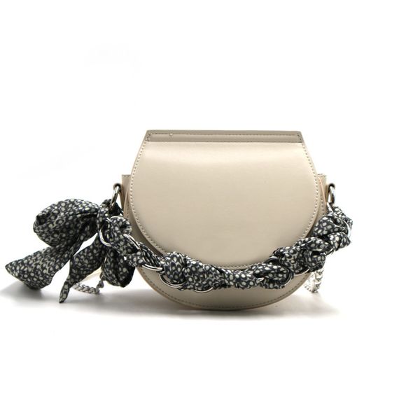 2020 новый стиль женская сумка мода кросс-боди металлическая цепь седло сумка
2020 новый стиль женская сумка мода кросс-боди металлическая цепь седло сумка