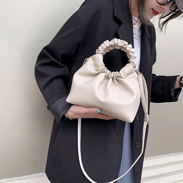 2020 new ladies shoulder bag korean version crossbody bag fashion fold portable ladies bucket
2020 new ladies shoulder bag korean version crossbody bag fashion fold portable ladies bucket