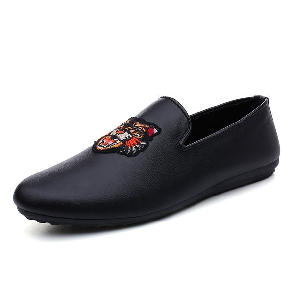big size 2018 summer genuine leather shoes men casual moccasins mens slip-on loafers breathable driving black shoes
big size 2018 summer genuine leather shoes men casual moccasins mens slip-on loafers breathable driving black shoes