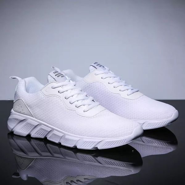 with socks fashion luxury men women running shoes triple black white breathable sports sneakers mens trainers classic walking shoes, White;red
with socks fashion luxury men women running shoes triple black white breathable sports sneakers mens trainers classic walking shoes, White;red