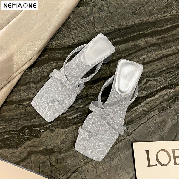 2020 new the glitter leather women slippers erogenous square toe 6cm heel women shoes ladies summer outdoor slipper, Black
2020 new the glitter leather women slippers erogenous square toe 6cm heel women shoes ladies summer outdoor slipper, Black