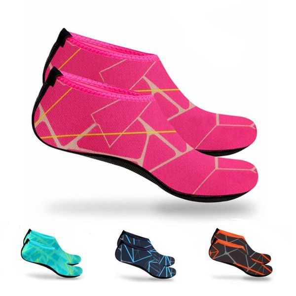 men women water skin shoes aqua socks neoprene diving socks wetsuit prevent scratch non-slip swim beach shoes mvi-ing
men women water skin shoes aqua socks neoprene diving socks wetsuit prevent scratch non-slip swim beach shoes mvi-ing