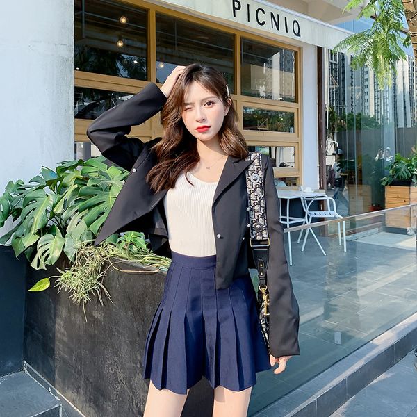 p shoot 2019 autumn new style black and white with pattern small suit fashion decoration pearl clasp korean-style short jack, Black;brown
p shoot 2019 autumn new style black and white with pattern small suit fashion decoration pearl clasp korean-style short jack, Black;brown