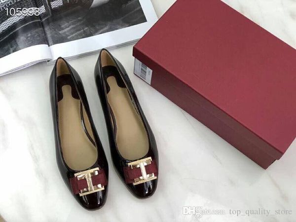 new luxury leather casual shoes women designer sneakers men shoes genuine leather fashion mixed color original box 34-40, Black
new luxury leather casual shoes women designer sneakers men shoes genuine leather fashion mixed color original box 34-40, Black