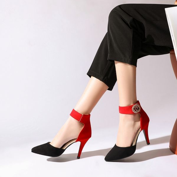 sarairis 2020 nuevas llegadas tacones altos al por mayor zapatos mujer sandalias con cubierta para talón anzuelo y lazo mezcla de, Black
sarairis 2020 nuevas llegadas tacones altos al por mayor zapatos mujer sandalias con cubierta para talón anzuelo y lazo mezcla de, Black