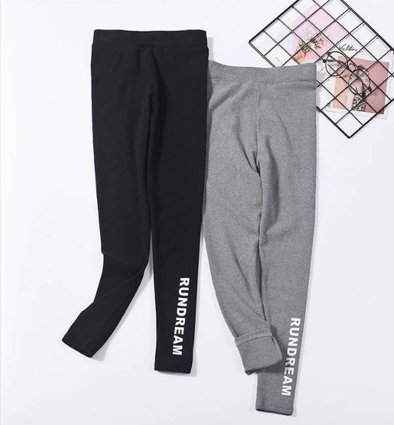 2020 new fashion womens designer pants casual skinny letter print womens pants black gray thin ladies pant asian size s-3xl, Black;white
2020 new fashion womens designer pants casual skinny letter print womens pants black gray thin ladies pant asian size s-3xl, Black;white