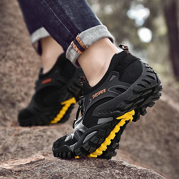 outdoor hiking shoes summer breathable mountain climbing shoes sneakers
outdoor hiking shoes summer breathable mountain climbing shoes sneakers